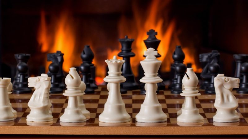 棋牌智慧：四川麻将与国际象棋的功能与价值解析——nba投注平台策略指南
